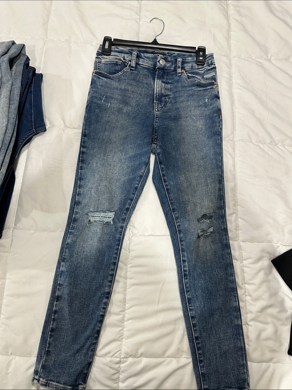 Express Women's Distressed Dark Blue Skinny Jeans